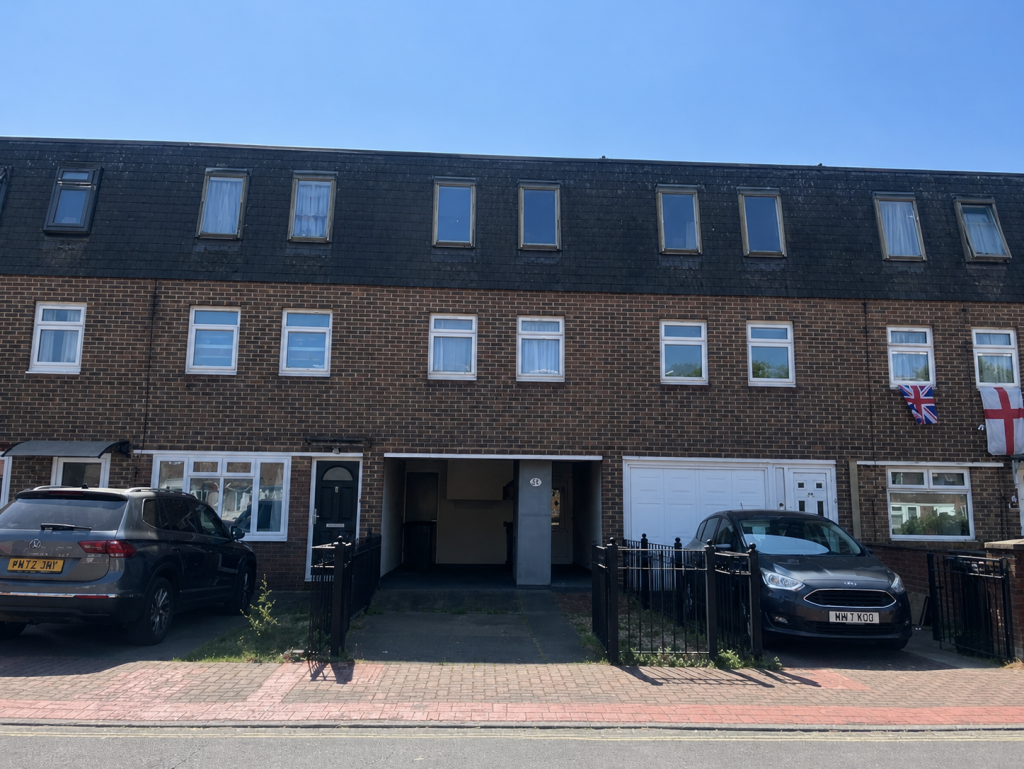 Clydebank Road, Portsmouth, PO2