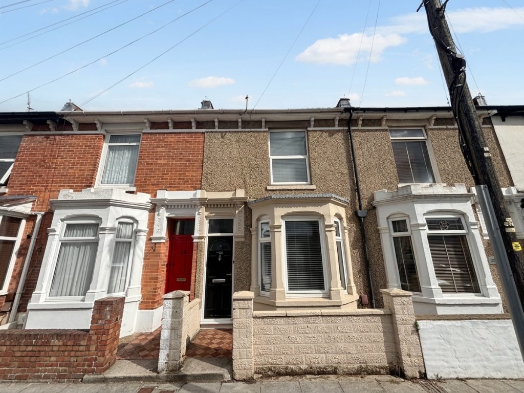Dover Road, Portsmouth, PO3